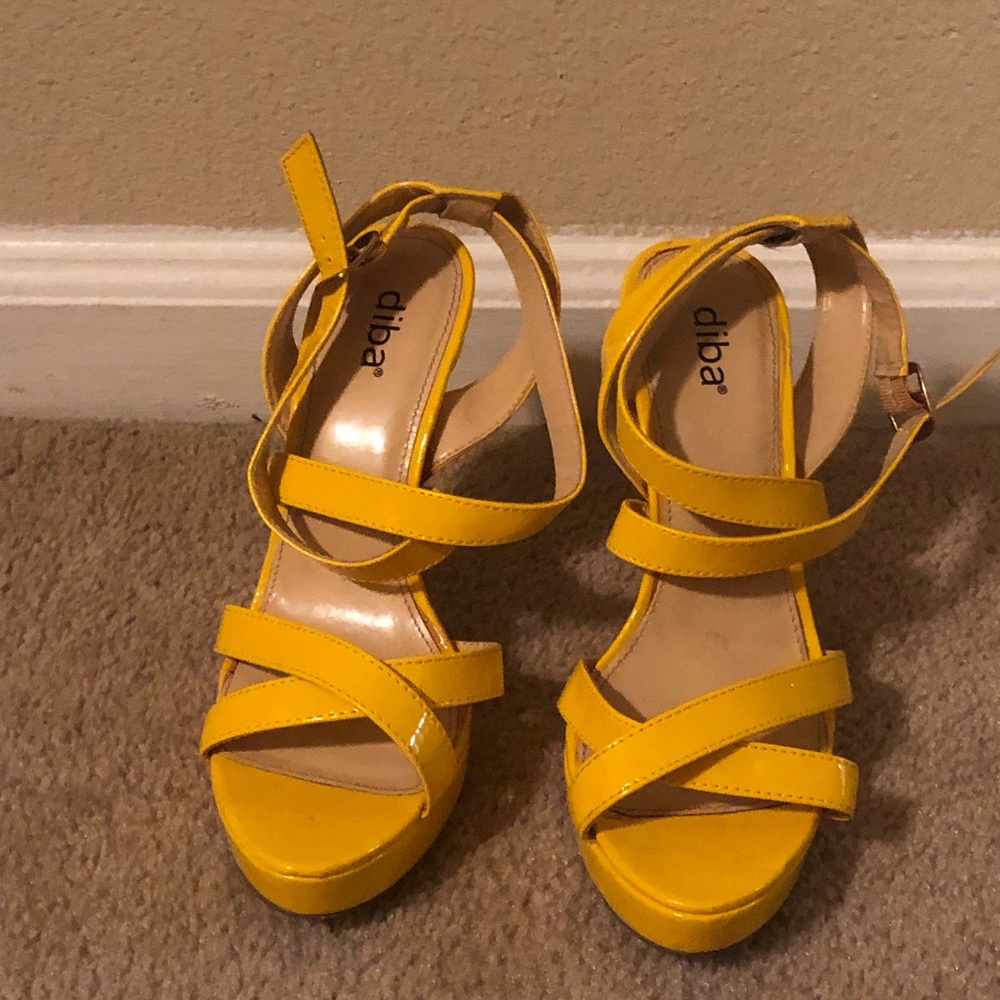 Shoes - Picture 3 of 3